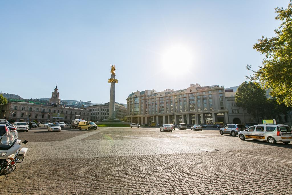 Sweet Home 3 At Freedom Square Tbilisi Exterior foto